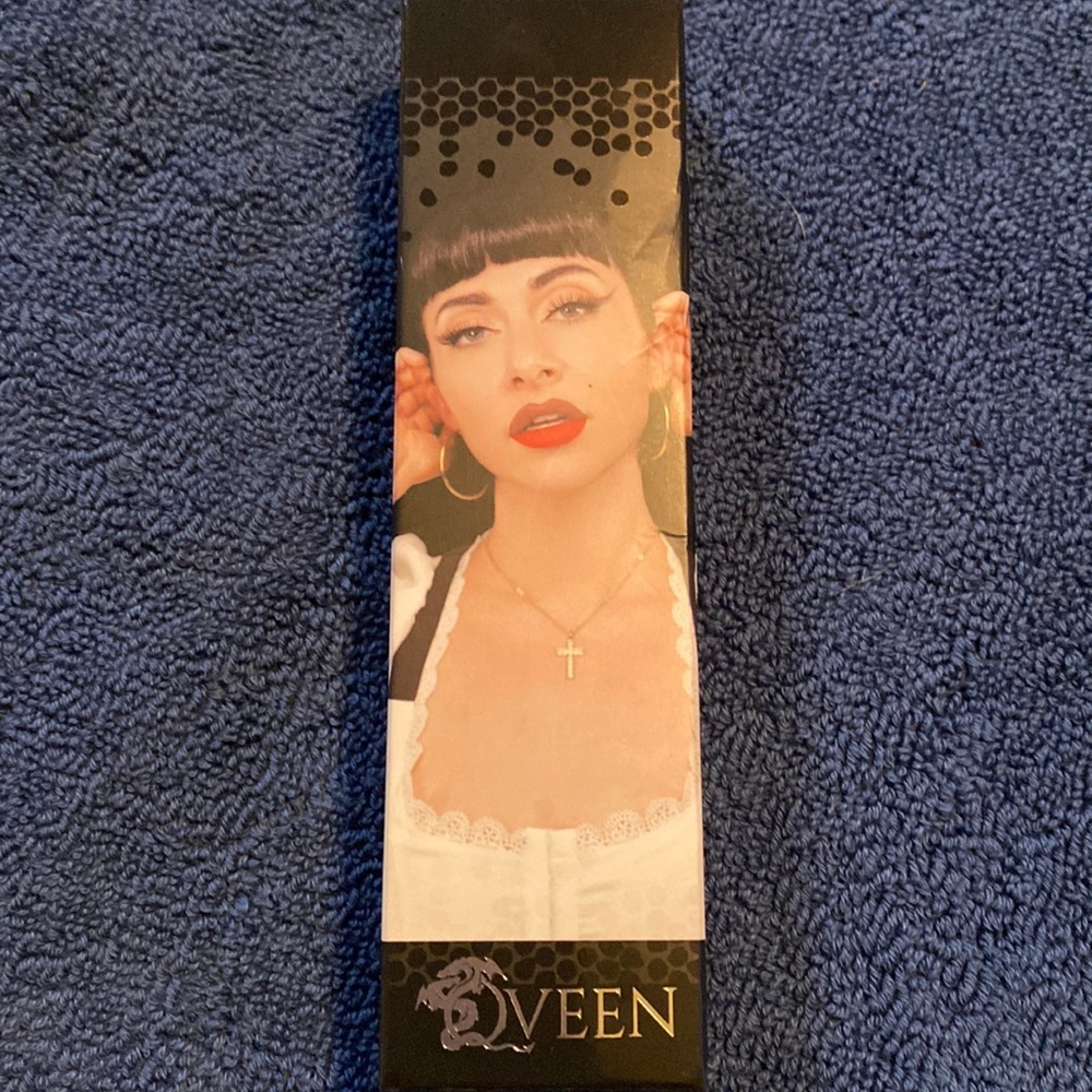 Qveen partners in crime lip duo- NIB